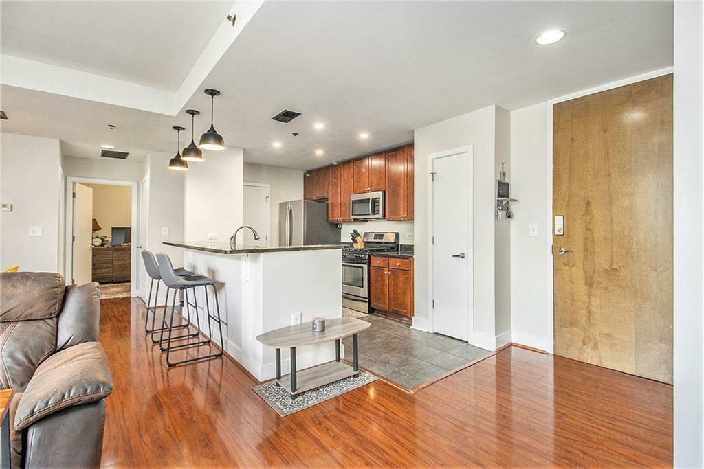 171 Auburn Avenue NE 521  Atlanta GA 30303 photo