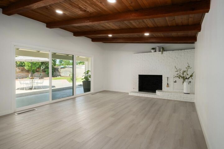 Property Photo: 5610 N Arthur Avenue CA 93711