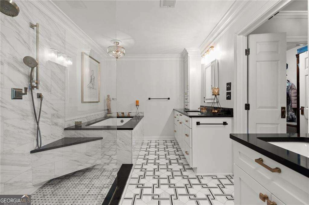 Property Photo:  3330 Overland Drive  GA 30075 