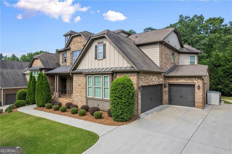 Property Photo: 8920 Ellesmere Drive GA 30041