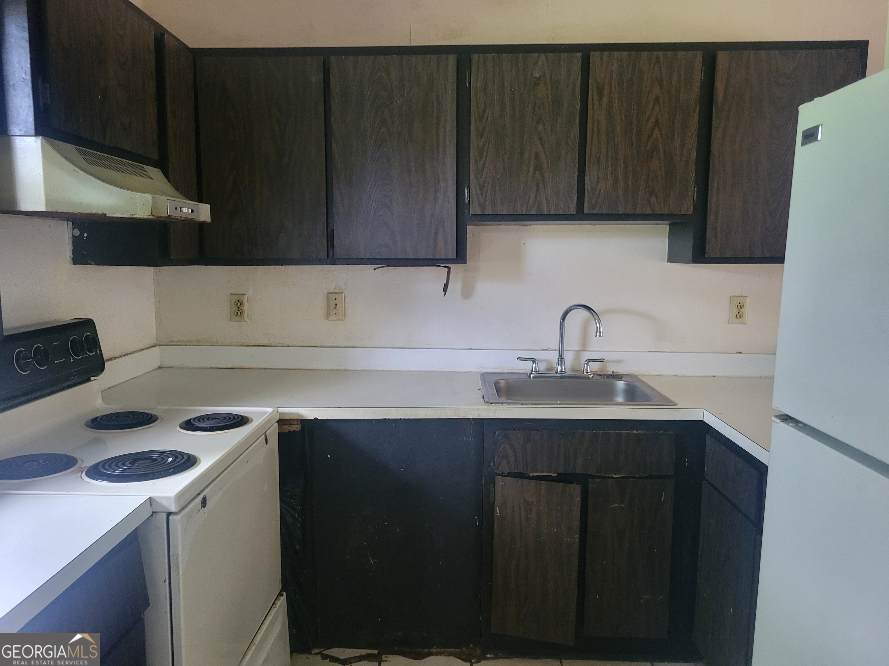 Property Photo: 1867 Myrtle Drive SW Apt 3 GA 30311