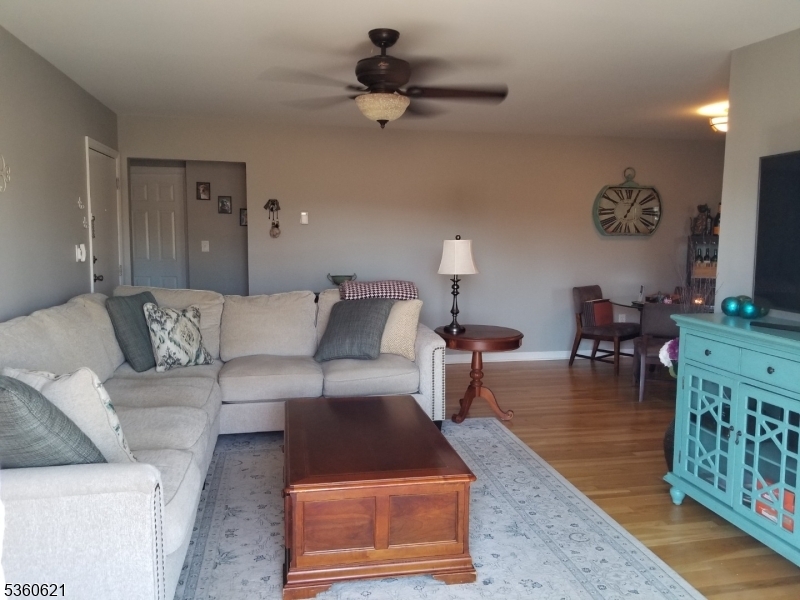 Property Photo: 320 South St L NJ 07960