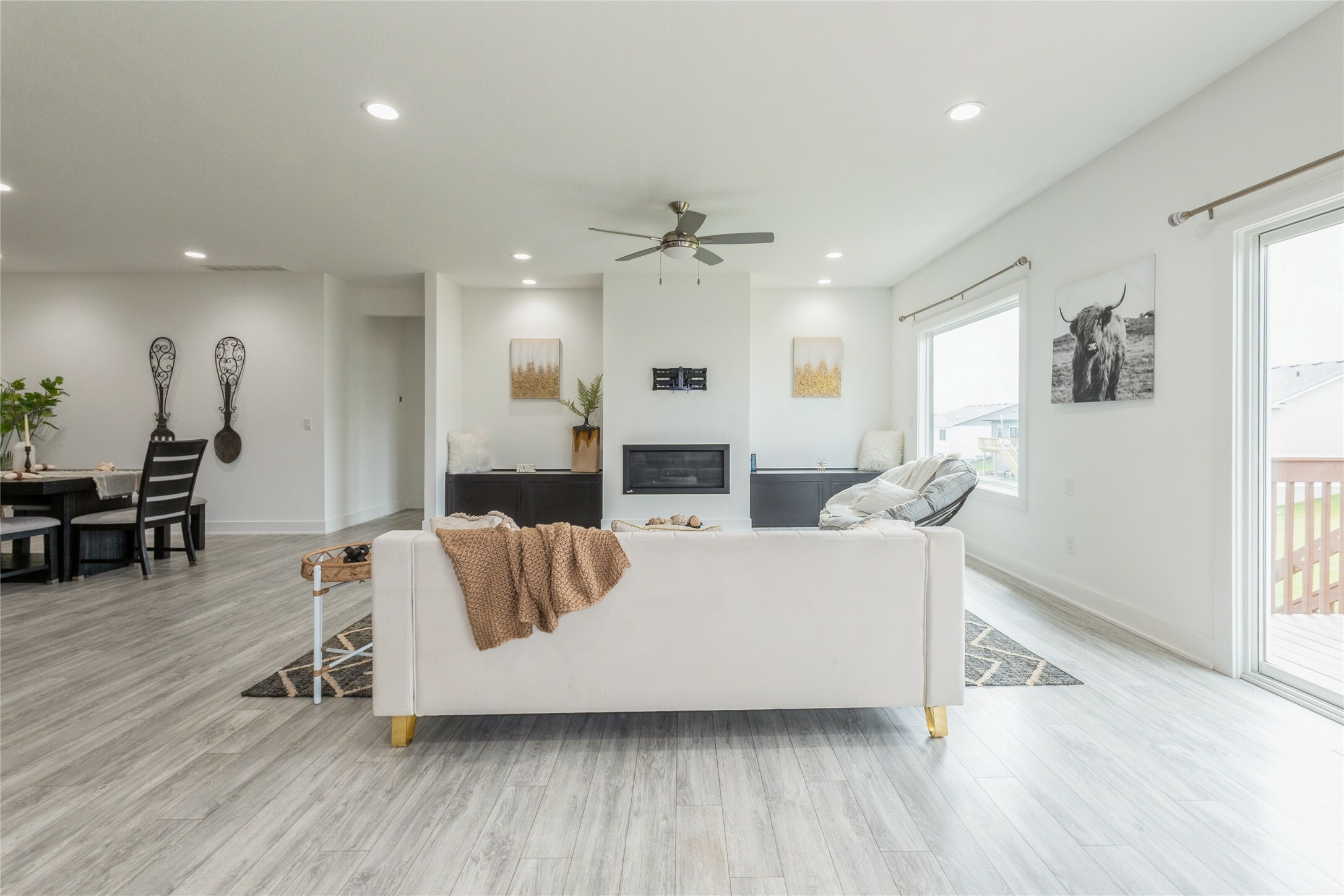 Property Photo: 650 Napoli Avenue IA 50266