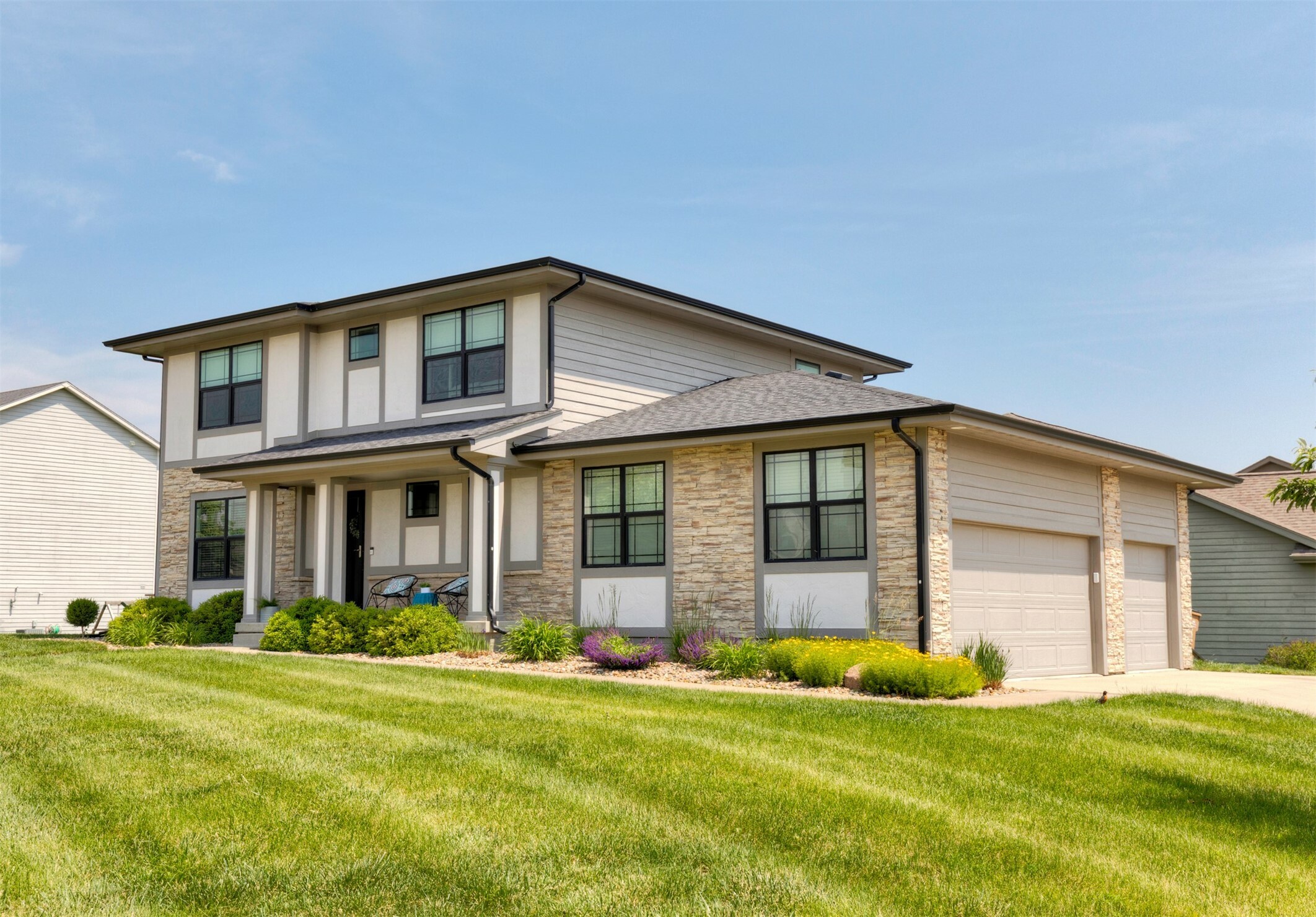 Property Photo: 3509 Berkshire Parkway IA 50325