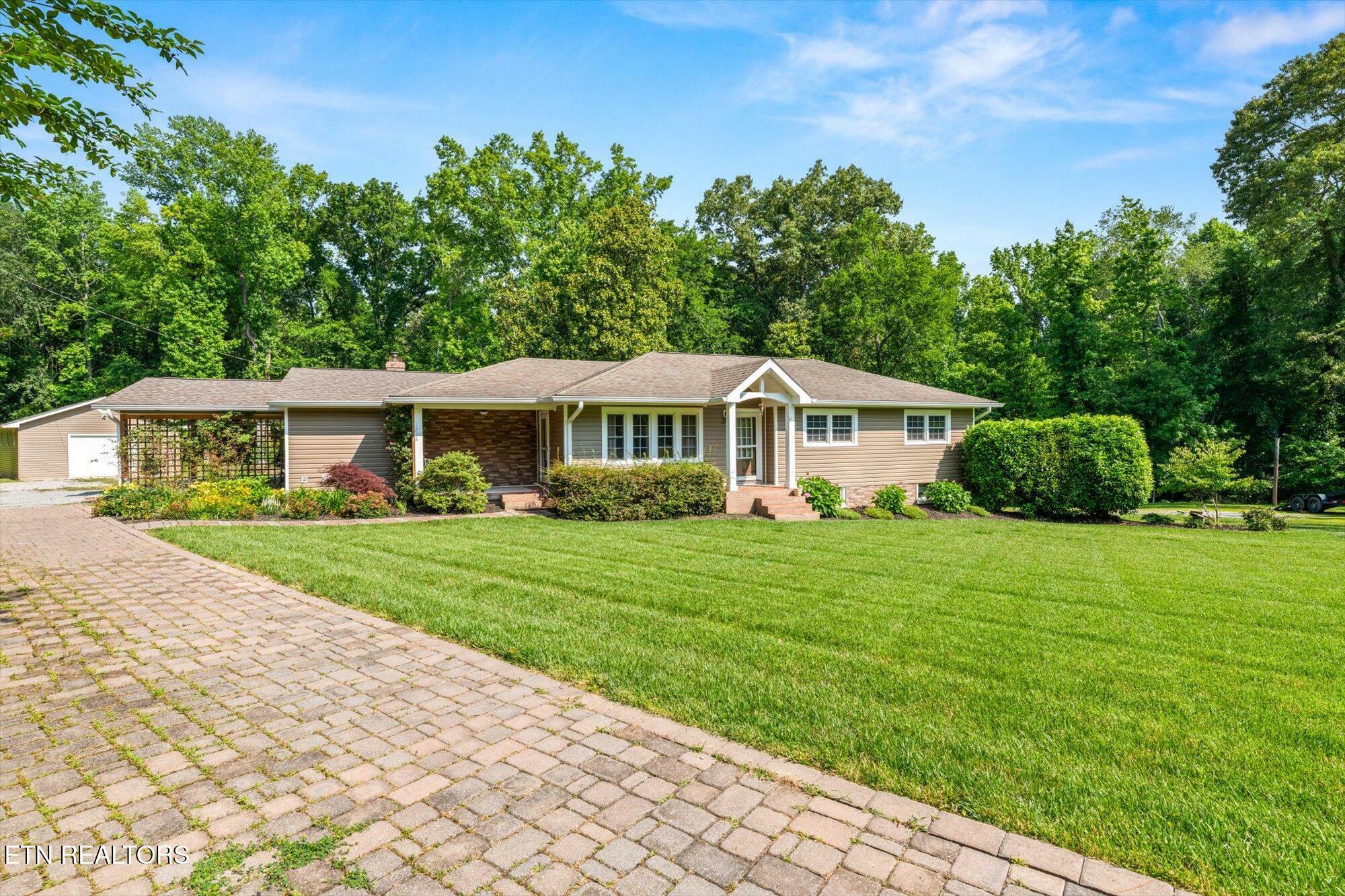 Property Photo: 1218 Woodward Park TN 37303