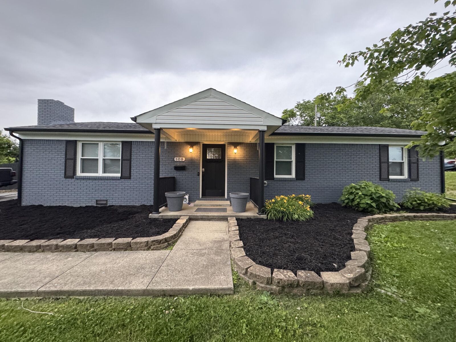 Property Photo:  108 Eastwood Drive  KY 40484 