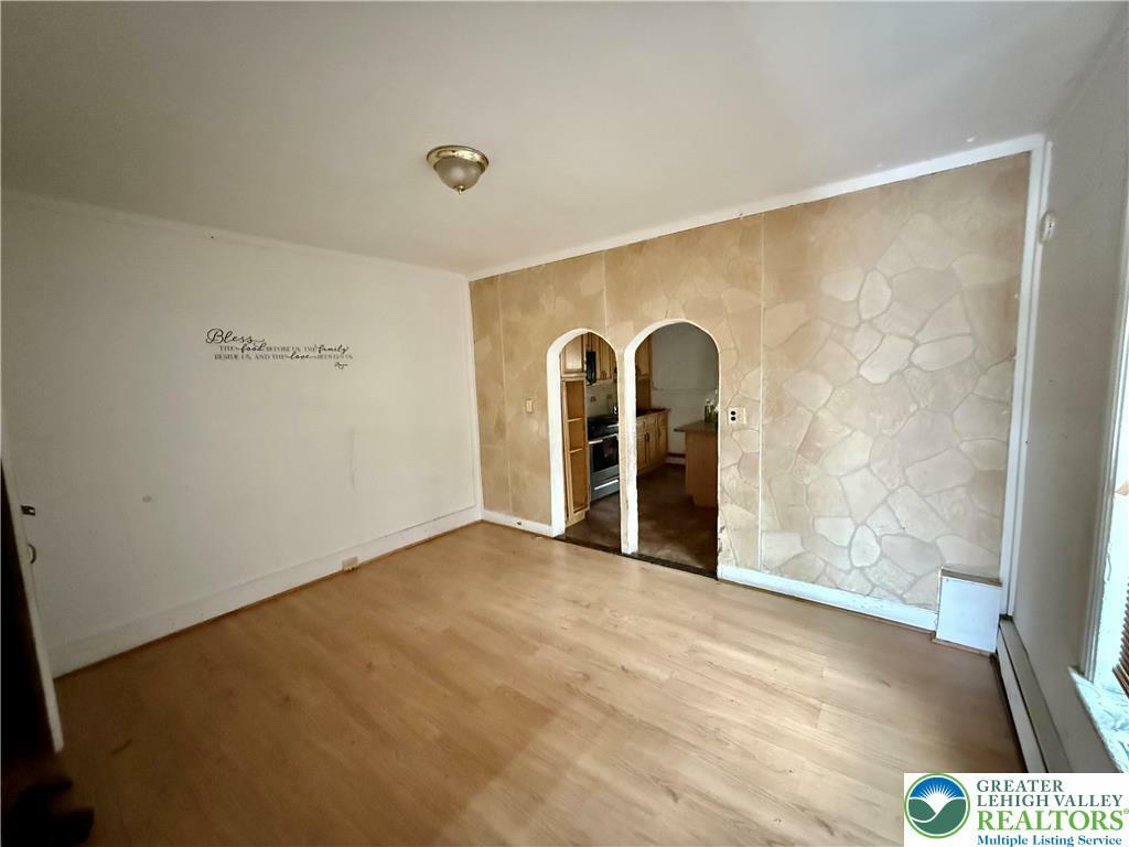 Property Photo: 1290 Steel Avenue PA 18015