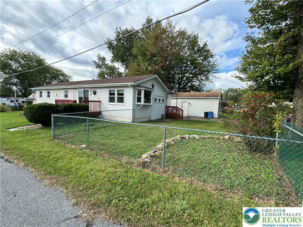 Property Photo: 529 Short Road PA 18064