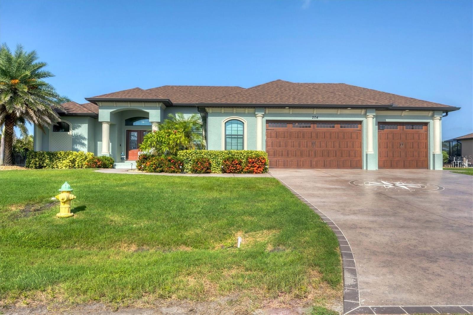 Property Photo: 204 W Pine Valley Lane FL 33947