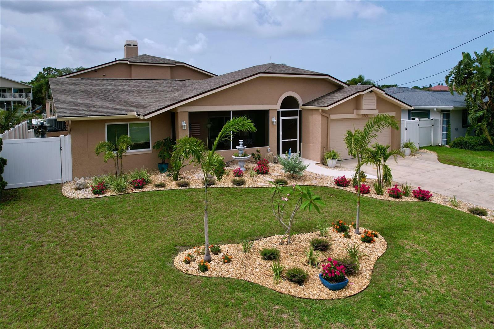 Property Photo:  386 Westwinds Drive  FL 34683 