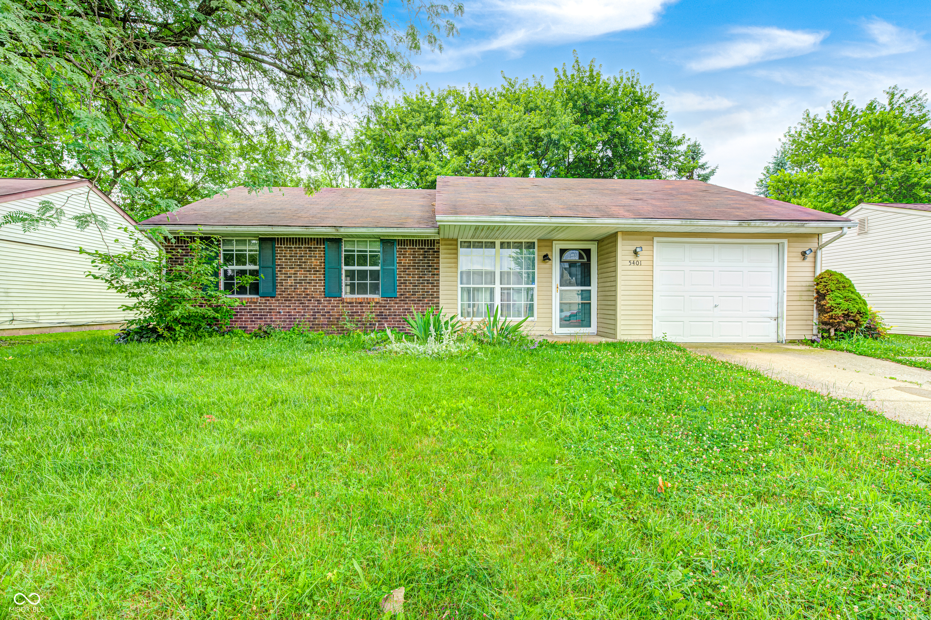 5401 Padre Lane  Indianapolis IN 46237 photo