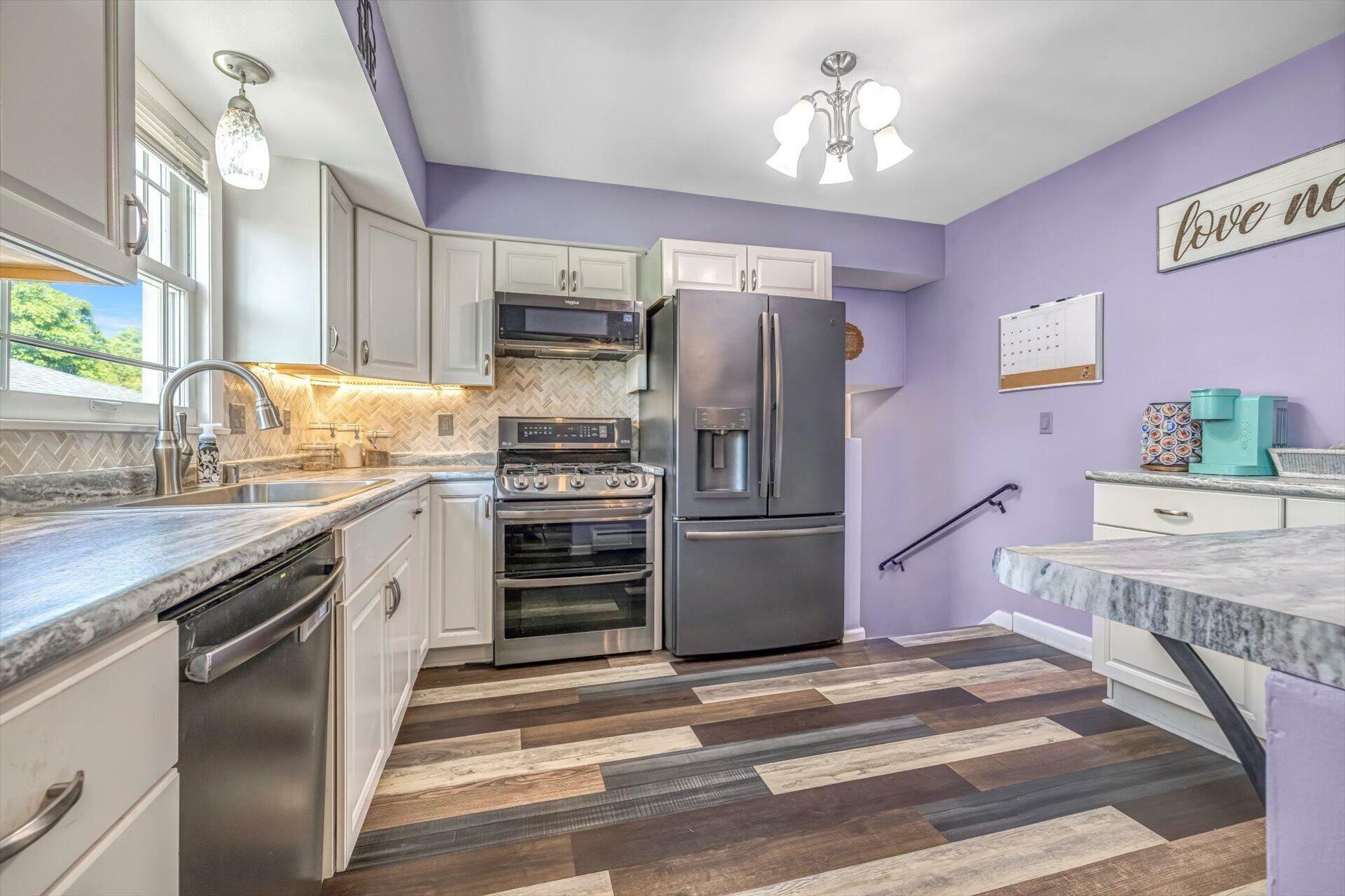 Property Photo: 6087 Oakwood Ln WI 53129