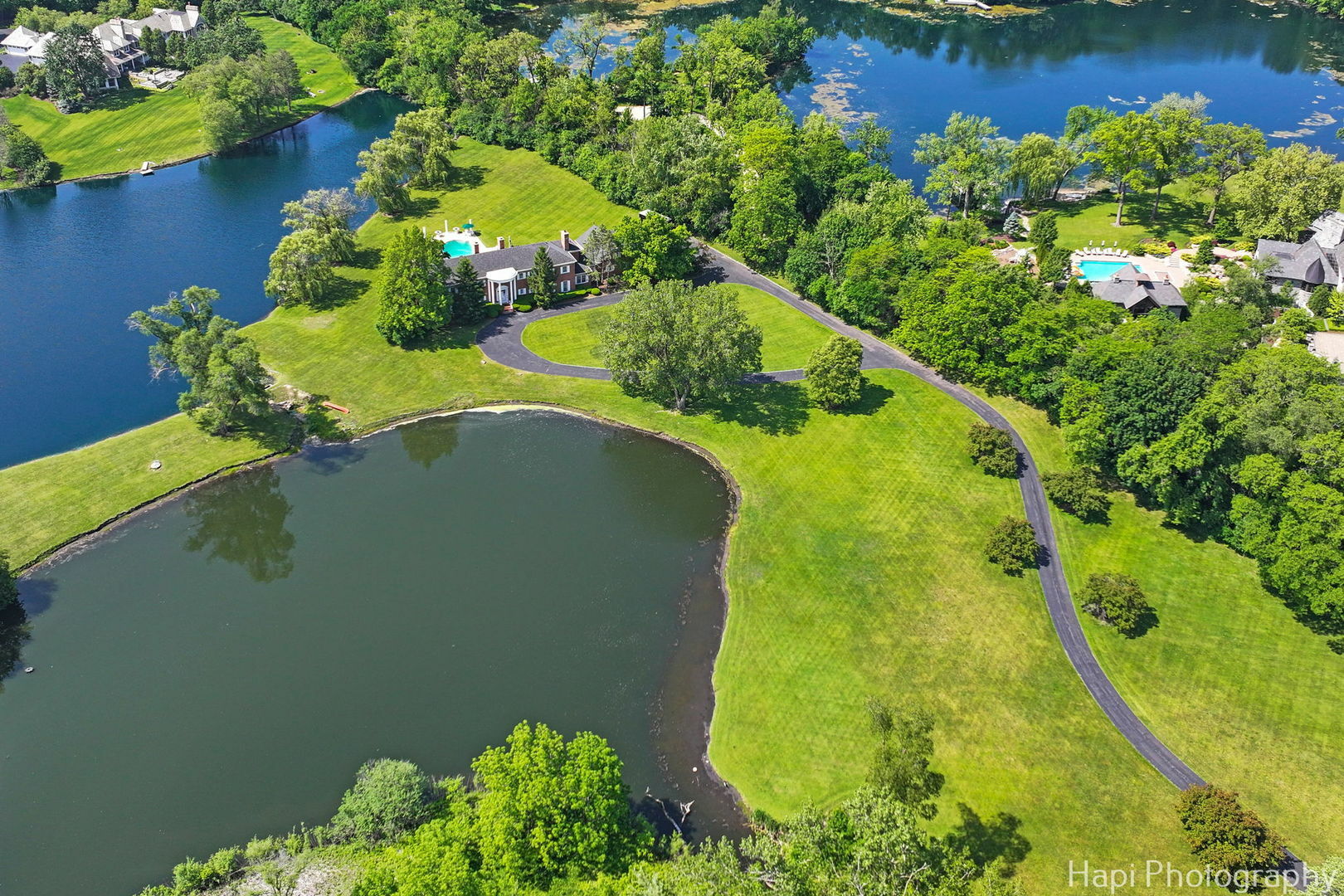 Property Photo: 7 3 Lakes Road IL 60010