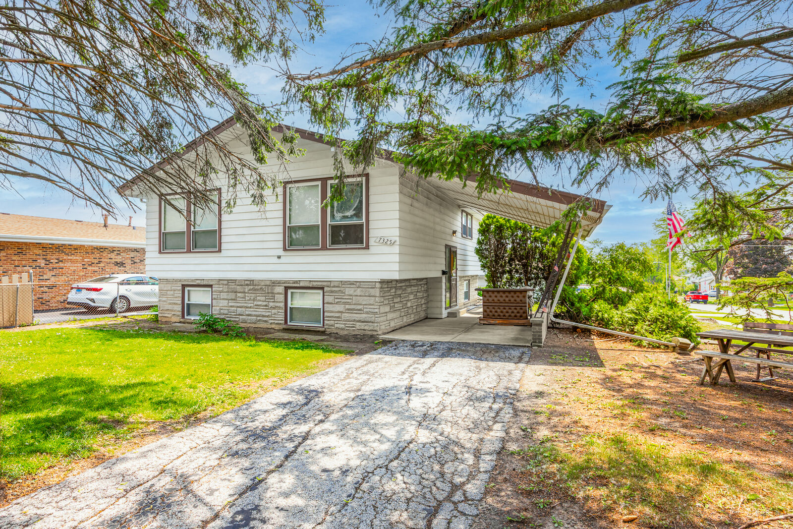 Property Photo:  7325 173rd Street  IL 60477 