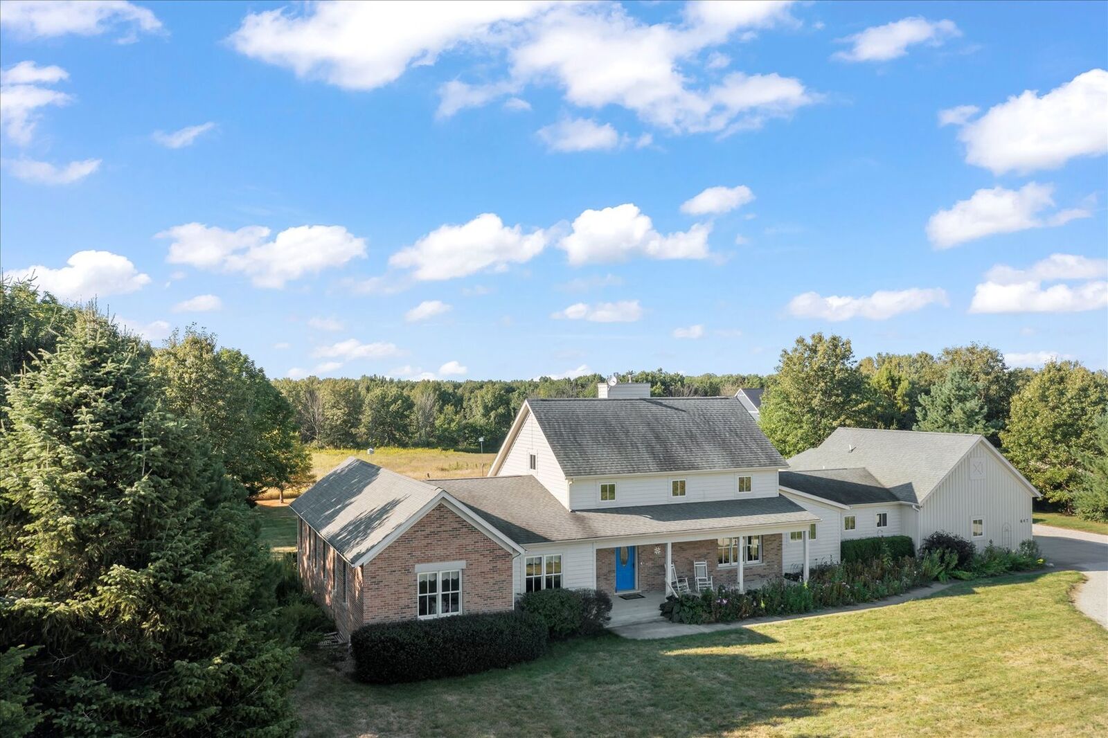 Property Photo:  647 County Farm Road  IL 61856 