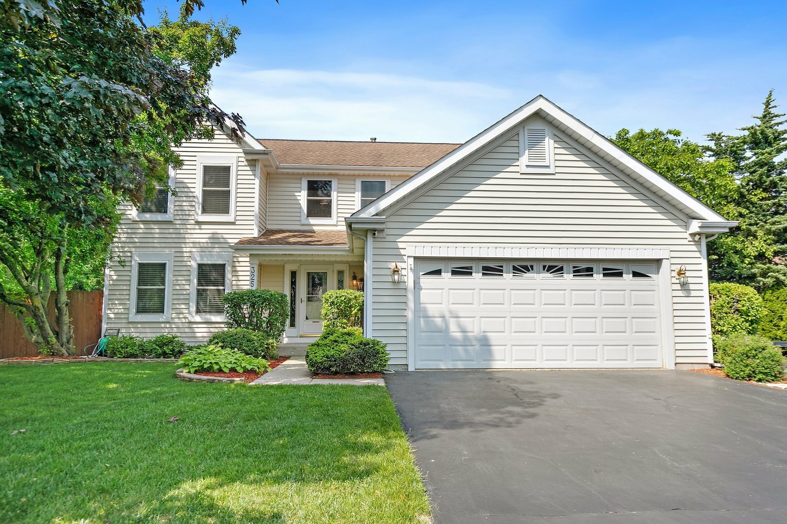 325 Indian Ridge Trail  Wauconda IL 60084 photo
