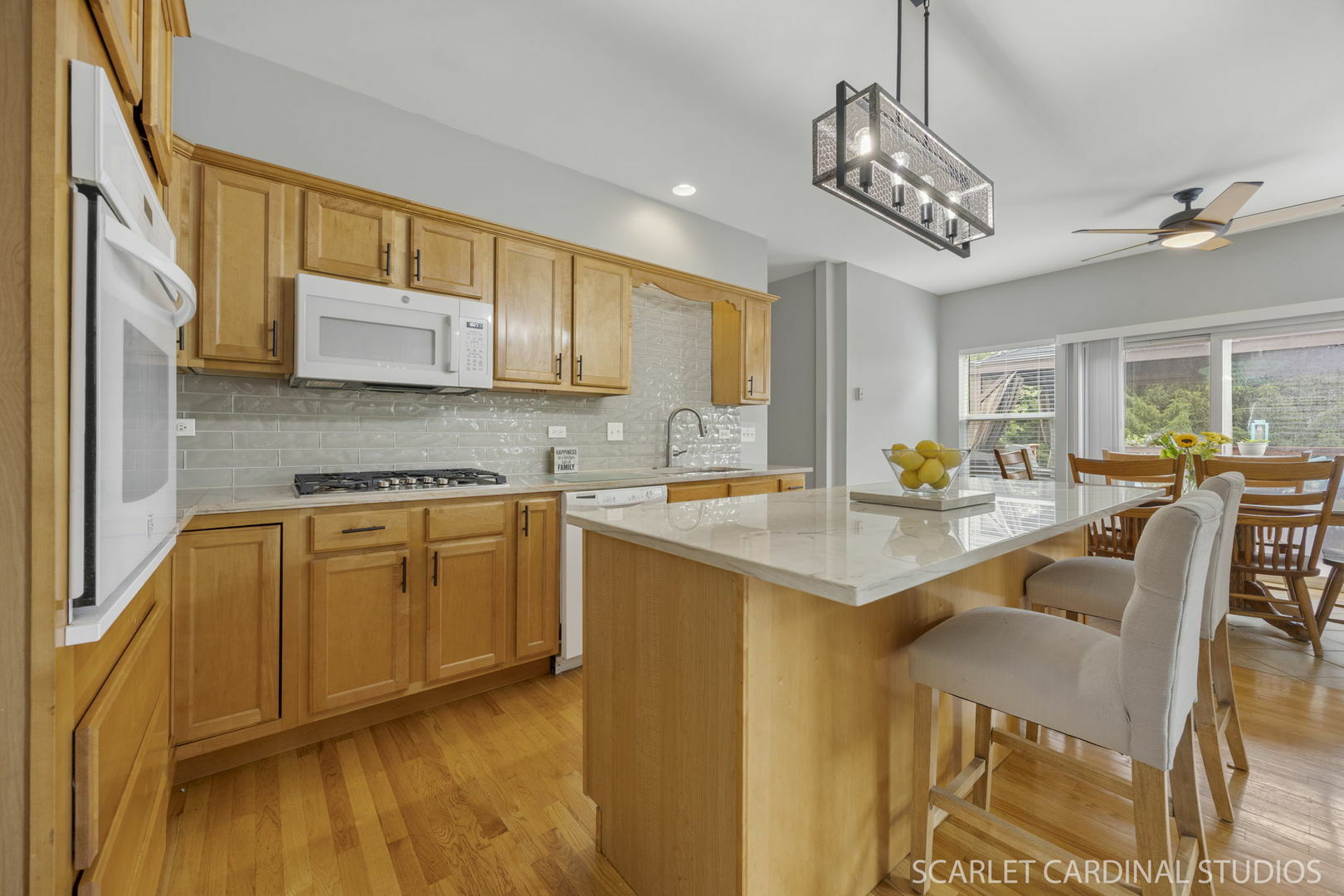 Property Photo: 1145 Heartland Drive IL 60560