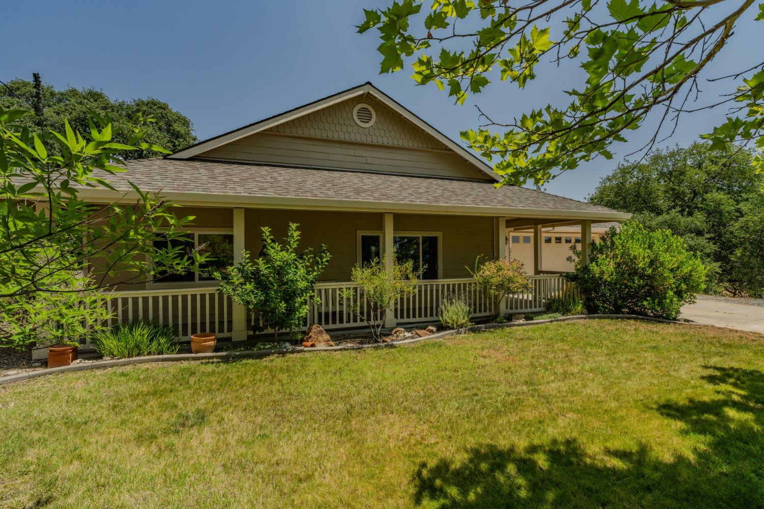 Property Photo: 5863 Rippon Road CA 95252