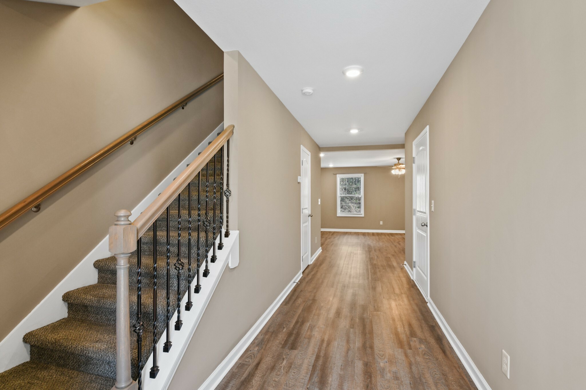 Property Photo: 135 Country Ln 304 TN 37043