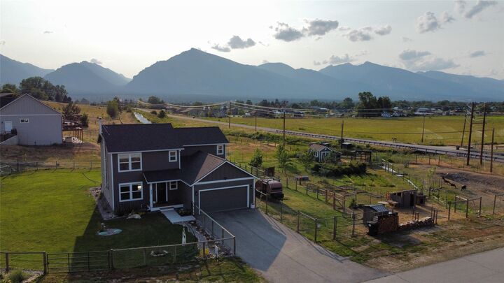 825 Cochise Way  Hamilton MT 59840 photo