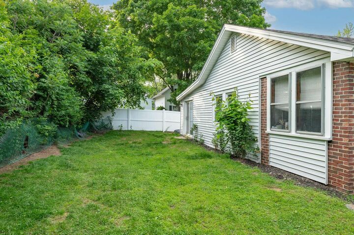 Property Photo:  3 Dodge Street  NH 03867 