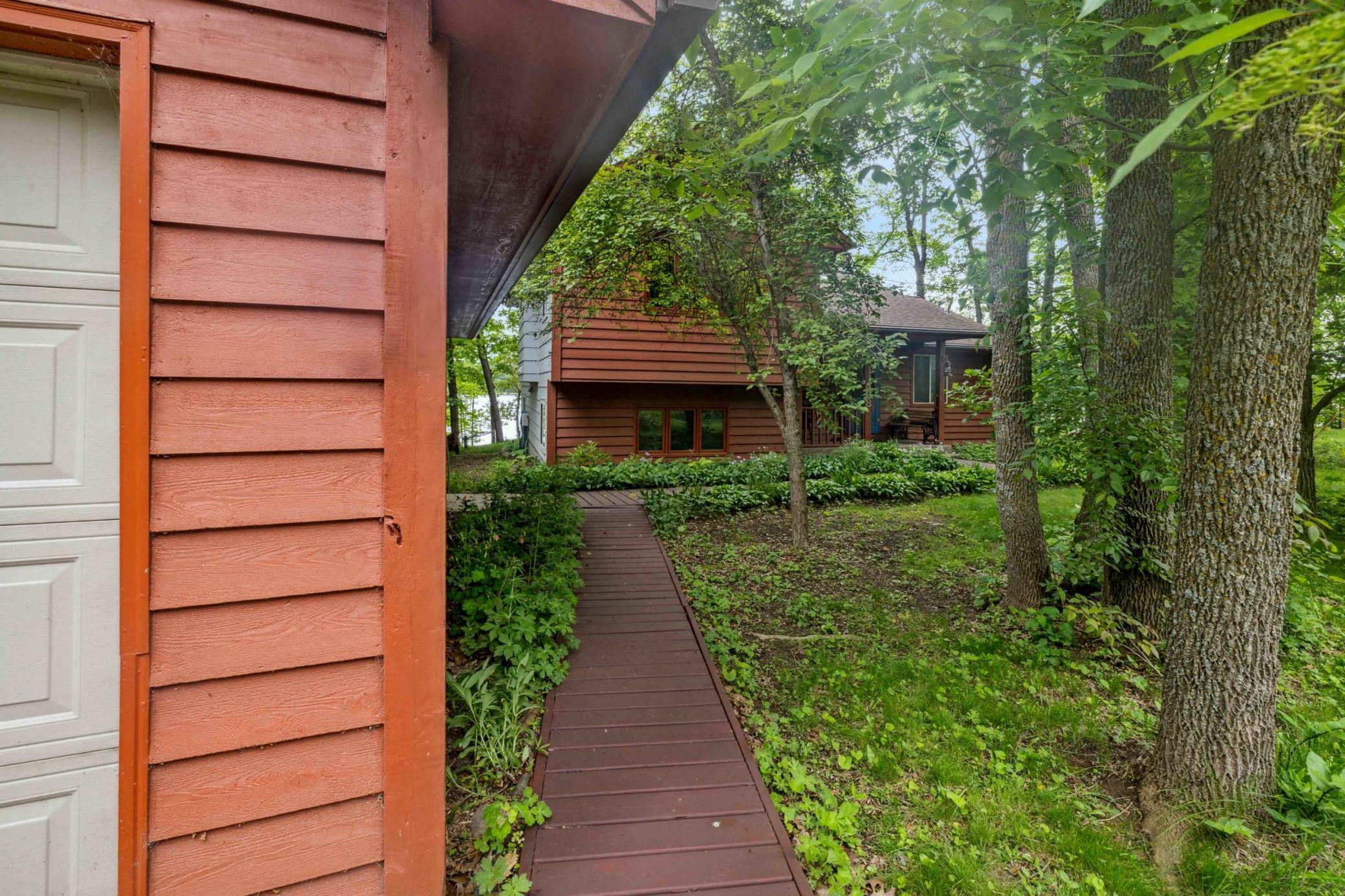 Property Photo: 11468 Robinwood Lane MN 56401