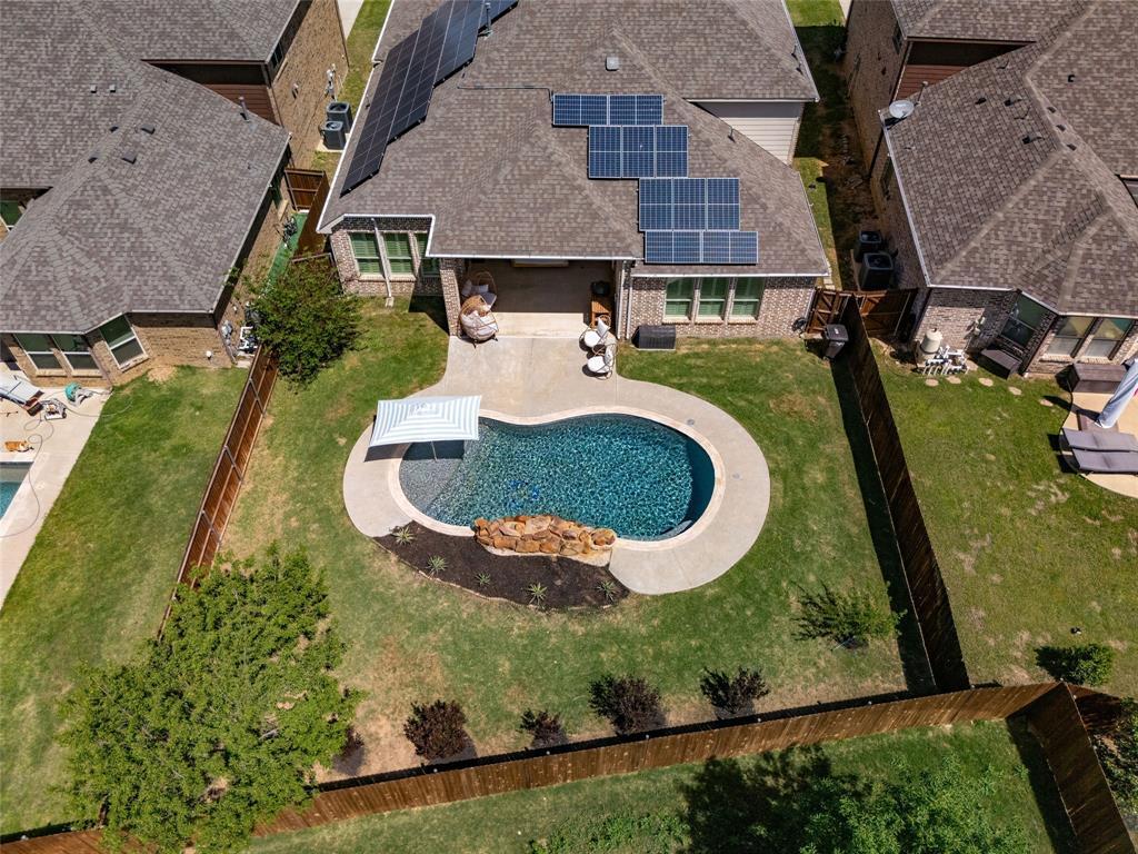 Property Photo: 4300 Round Valley Lane TX 76262