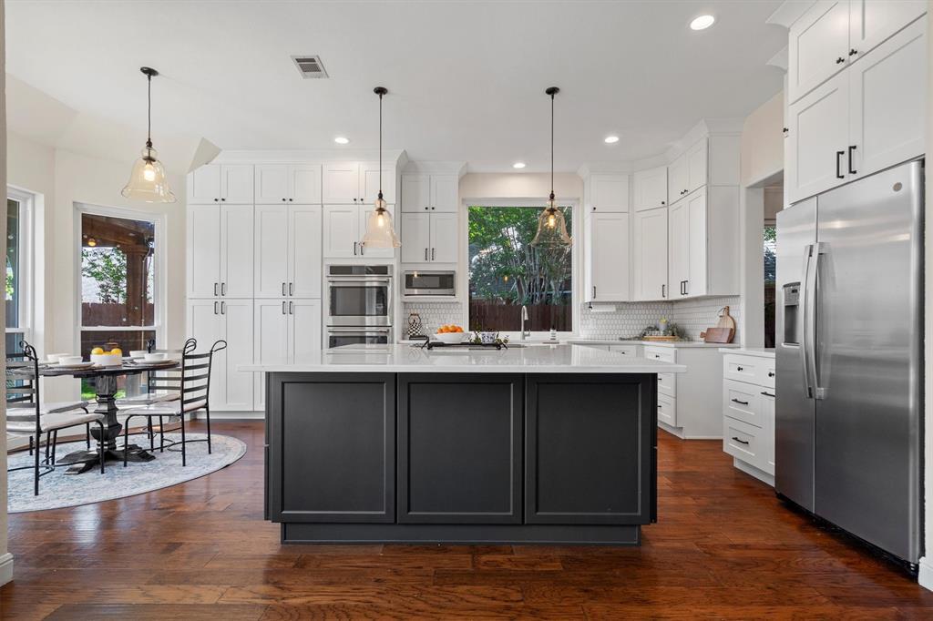 Property Photo:  2212 Green Hill Drive  TX 75072 
