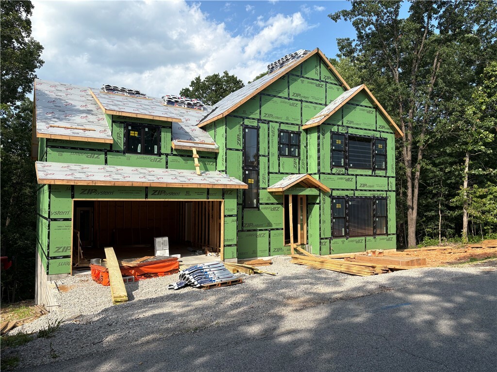 Property Photo: 6 Chatburn Drive AR 72715