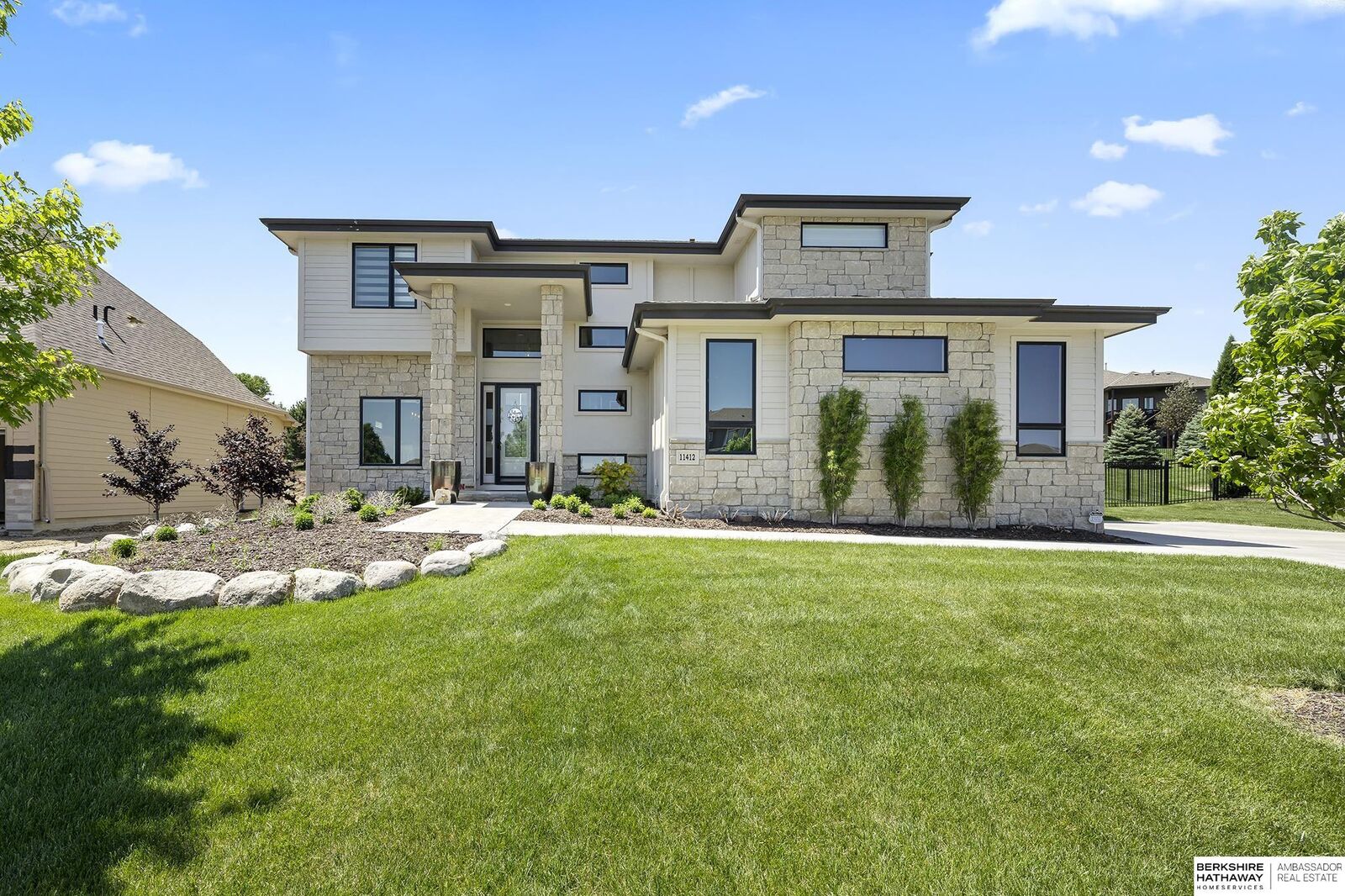 Property Photo:  11412 S 122nd Street  NE 68046 