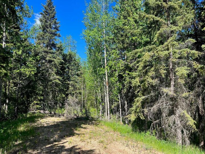 Property Photo: 421022 Range Road 260 13 AB T4J 1R3