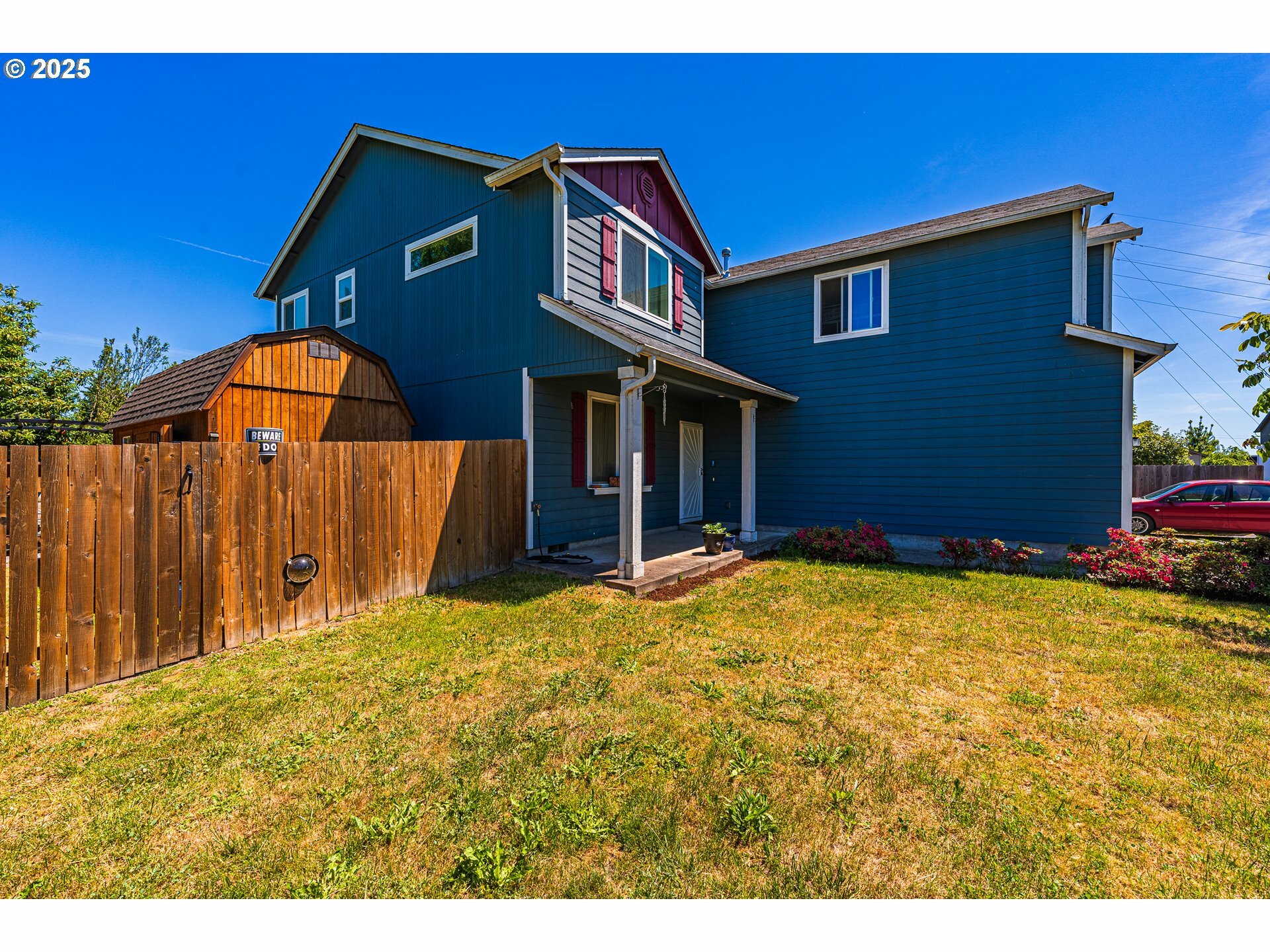 Property Photo: 1131 Veronica Ln OR 97404