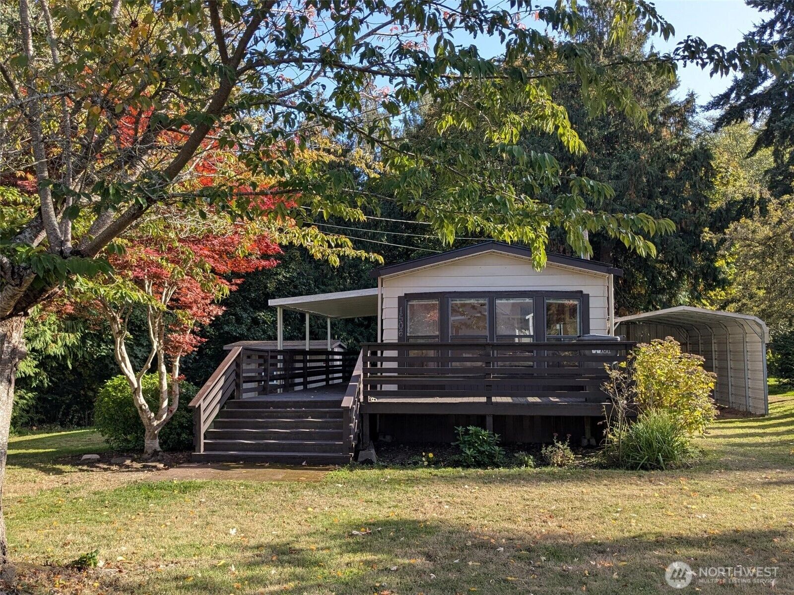 Property Photo:  1506  Shuksan Dr  WA 98282 