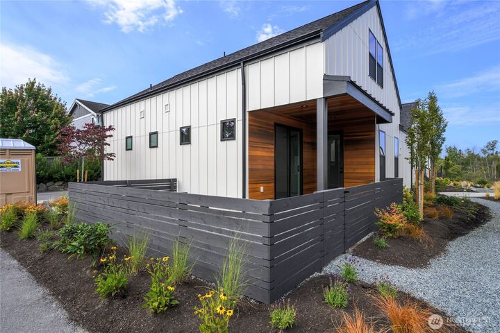 Property Photo:  3906  Crosswinds Court  WA 98221 