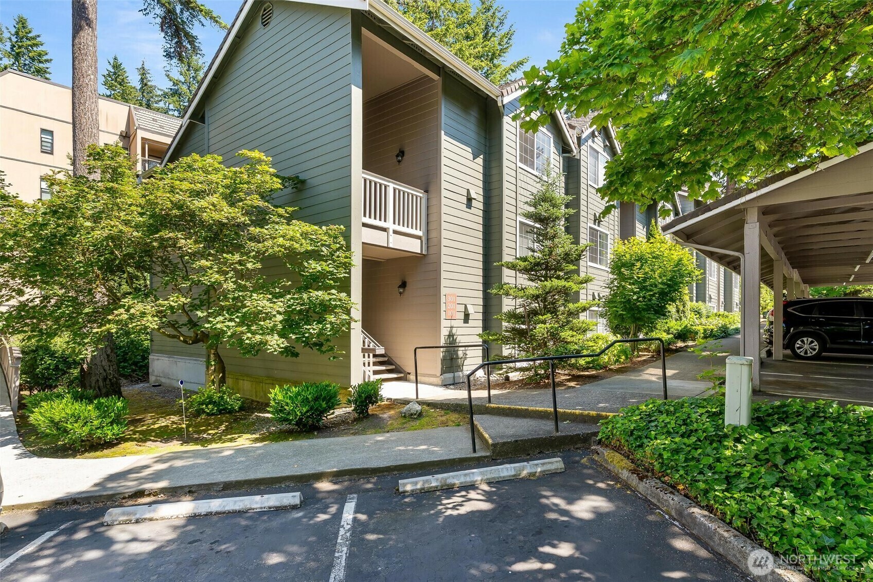 Property Photo:  15433  Country Club Drive E301  WA 98012 