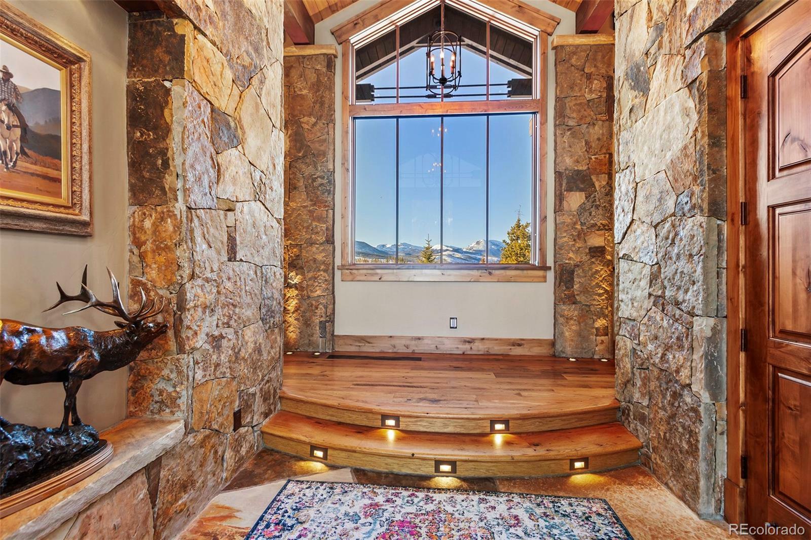 Property Photo: 220 Cottonwood Circle CO 80424