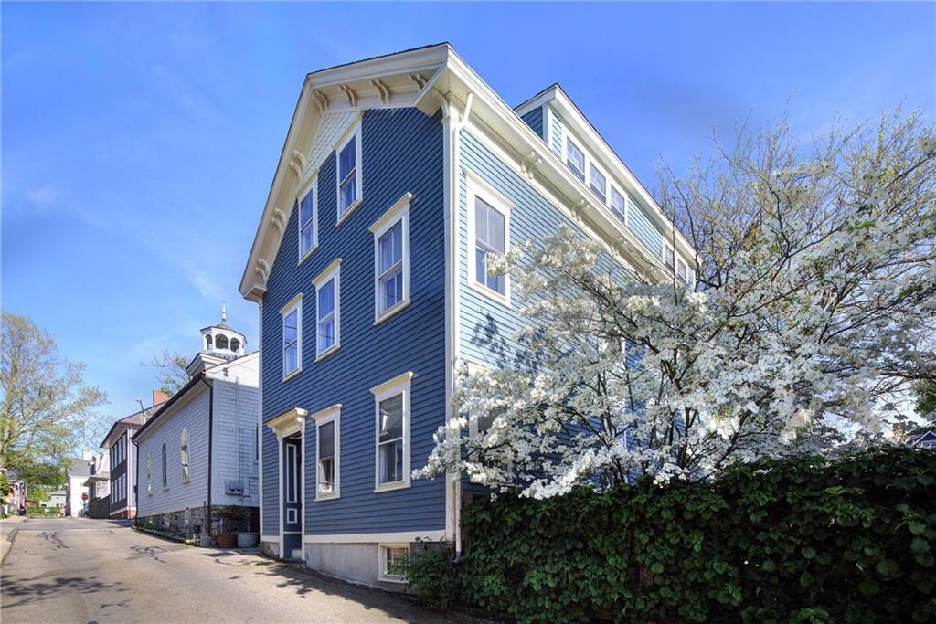 Property Photo:  75 Mary Street  RI 02840 