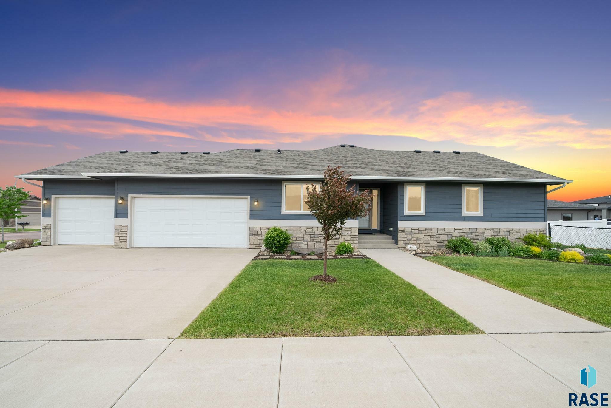 Property Photo: 8620 W 22nd St SD 57106