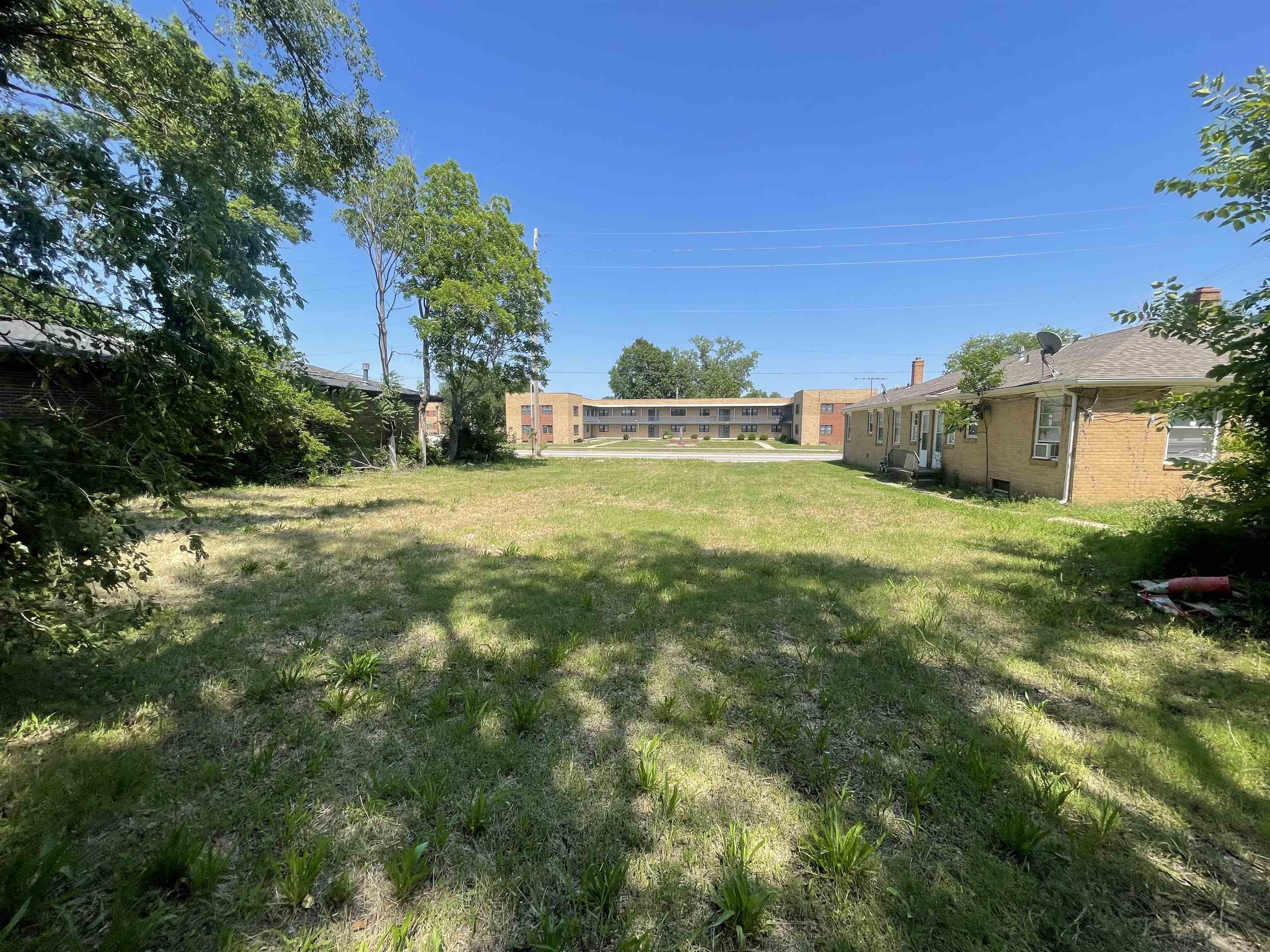 Property Photo: 651 S Oliver Ave KS 67218