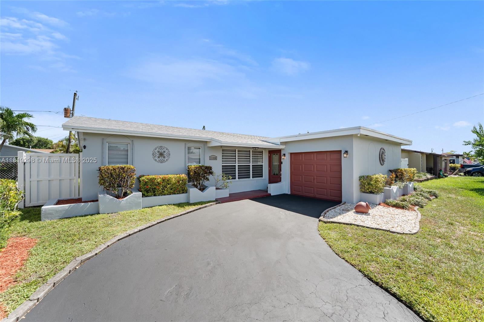 Property Photo: 11330 NW 29th Pl FL 33323