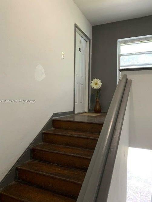 Property Photo: 424 NE 82nd St 4C FL 33138