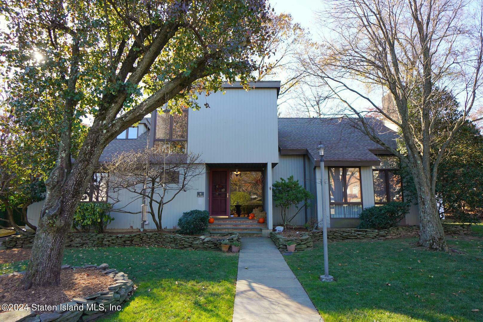 Property Photo: 26 Ada Place NY 10301