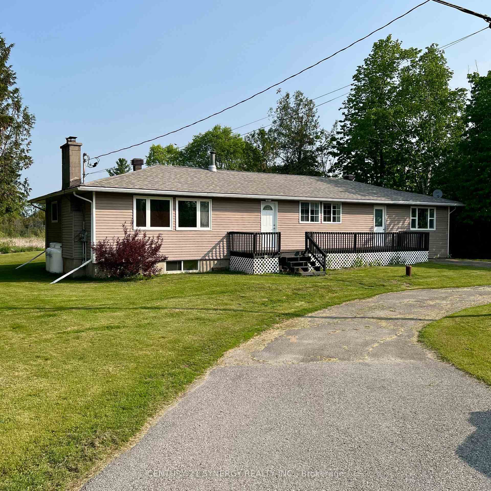 Property Photo: 6768 Roger Stevens Drive ON K7A 4S6