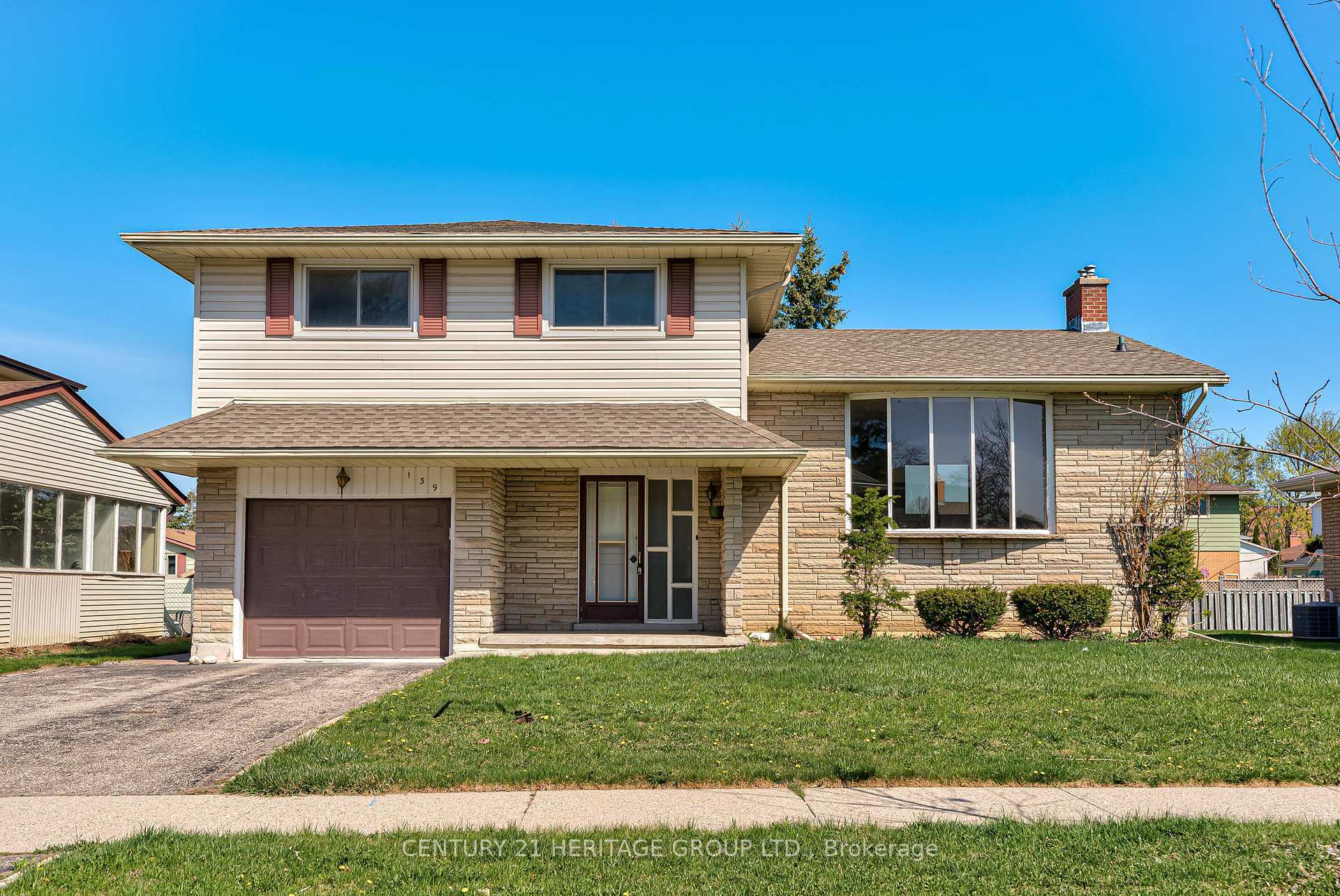 Property Photo: 139 Strathcona Crescent ON N2B 2W8