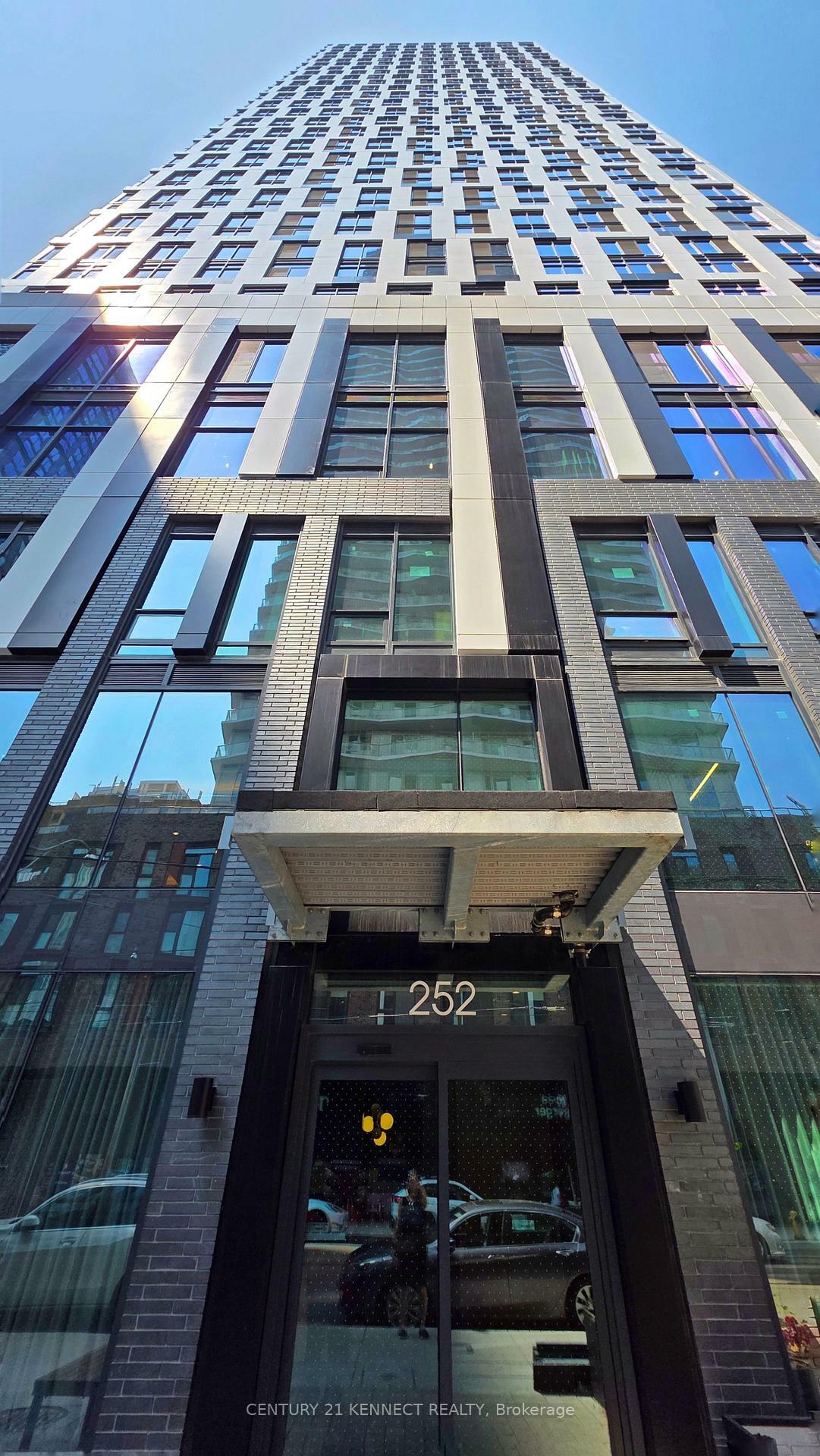 Photo de la propriété: 252 Church Street 611 ON M5B 0E6