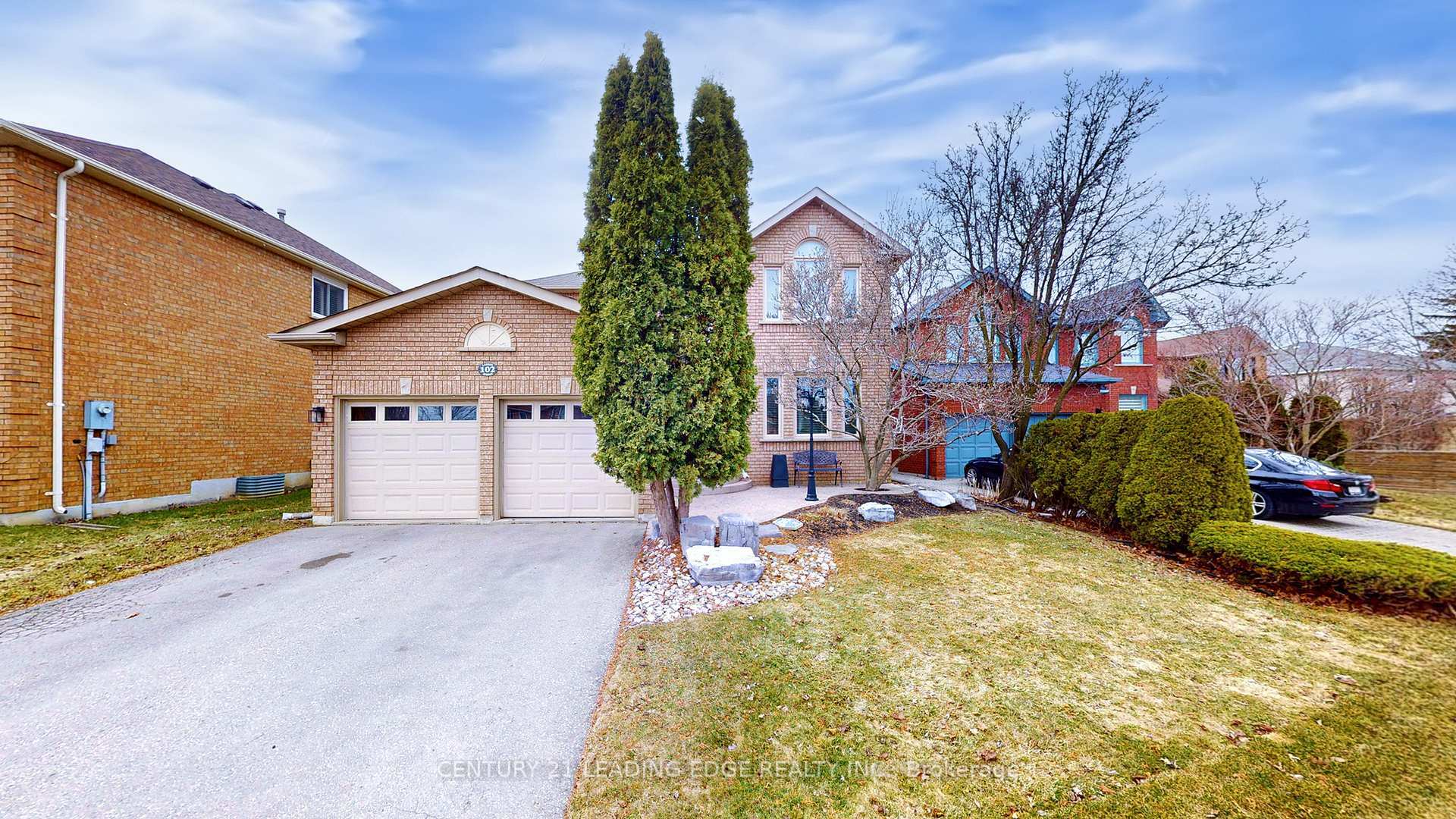 102 Larkin Avenue  Markham ON L3P 4Y5 photo