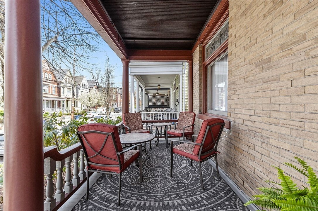 Property Photo: 5516 Kentucky Ave PA 15232