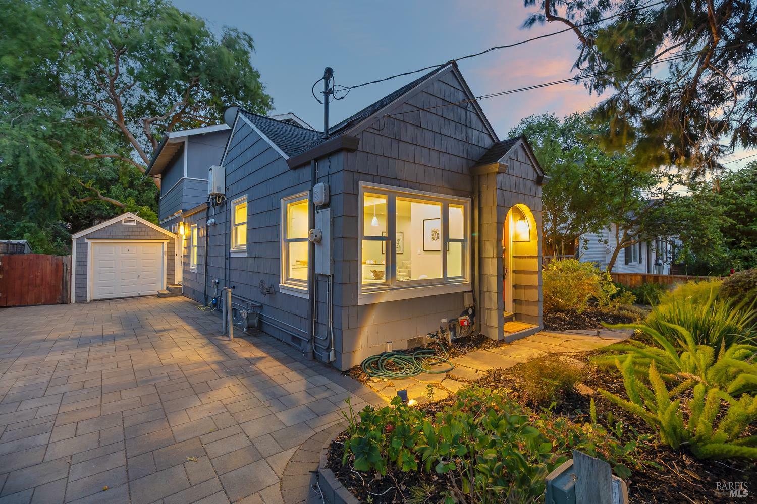 Property Photo: 210 San Francisco Boulevard CA 94960
