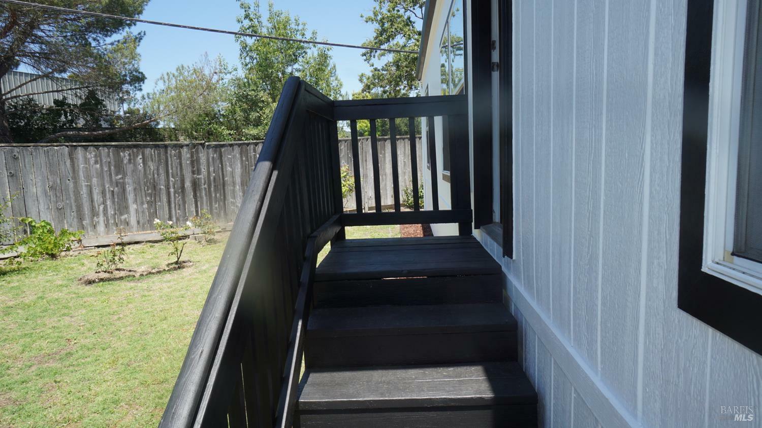Property Photo: 33 Arthur Drive CA 95403