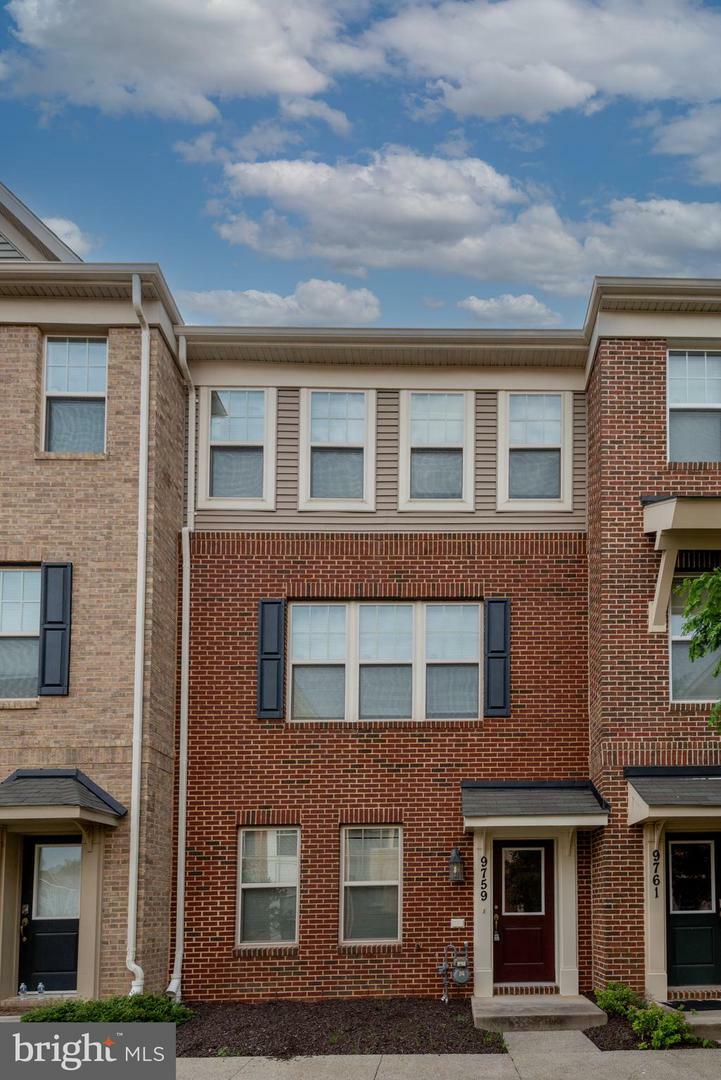 Property Photo: 9759 Kilt Place MD 20601
